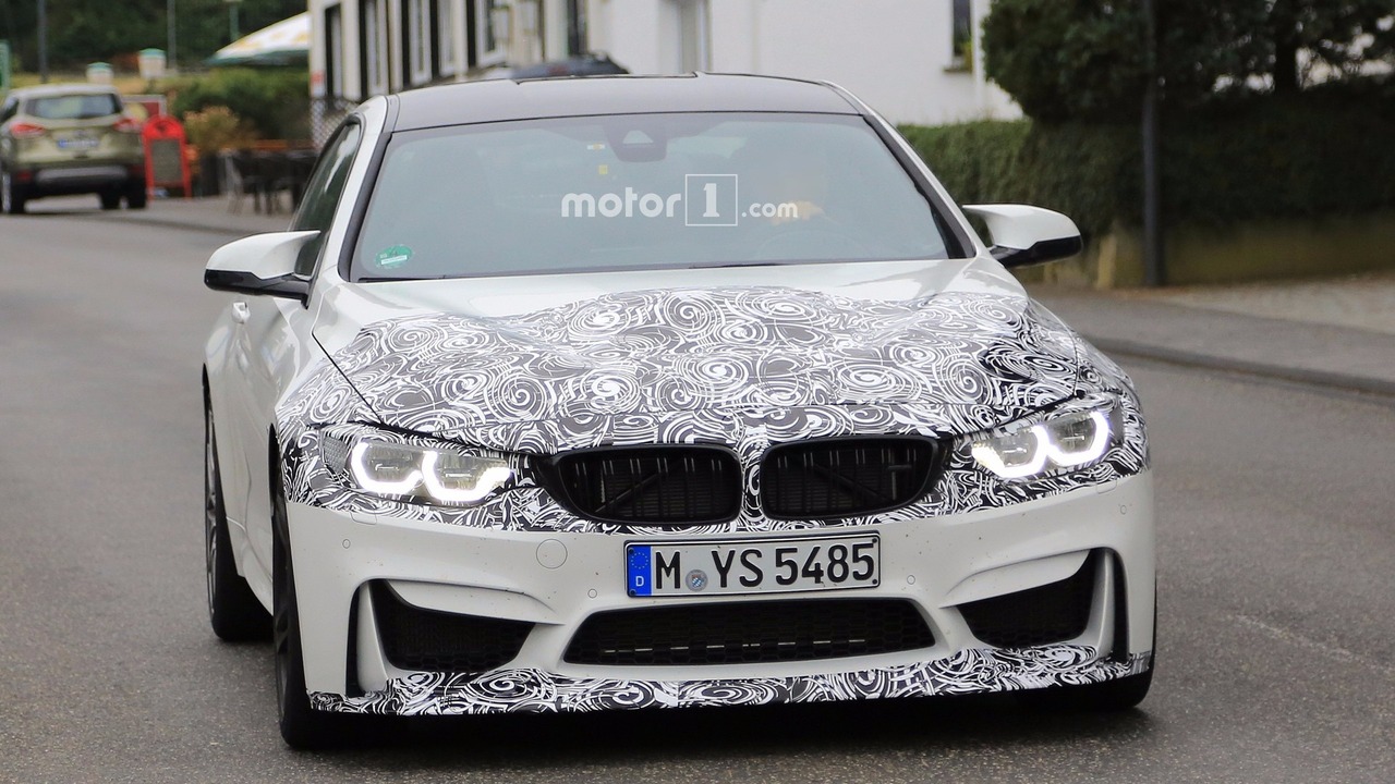 2017 BMW M4 facelift spy photo