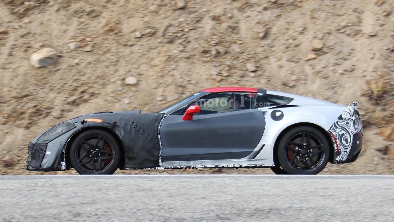 chevy-corvette-zr1.jpg