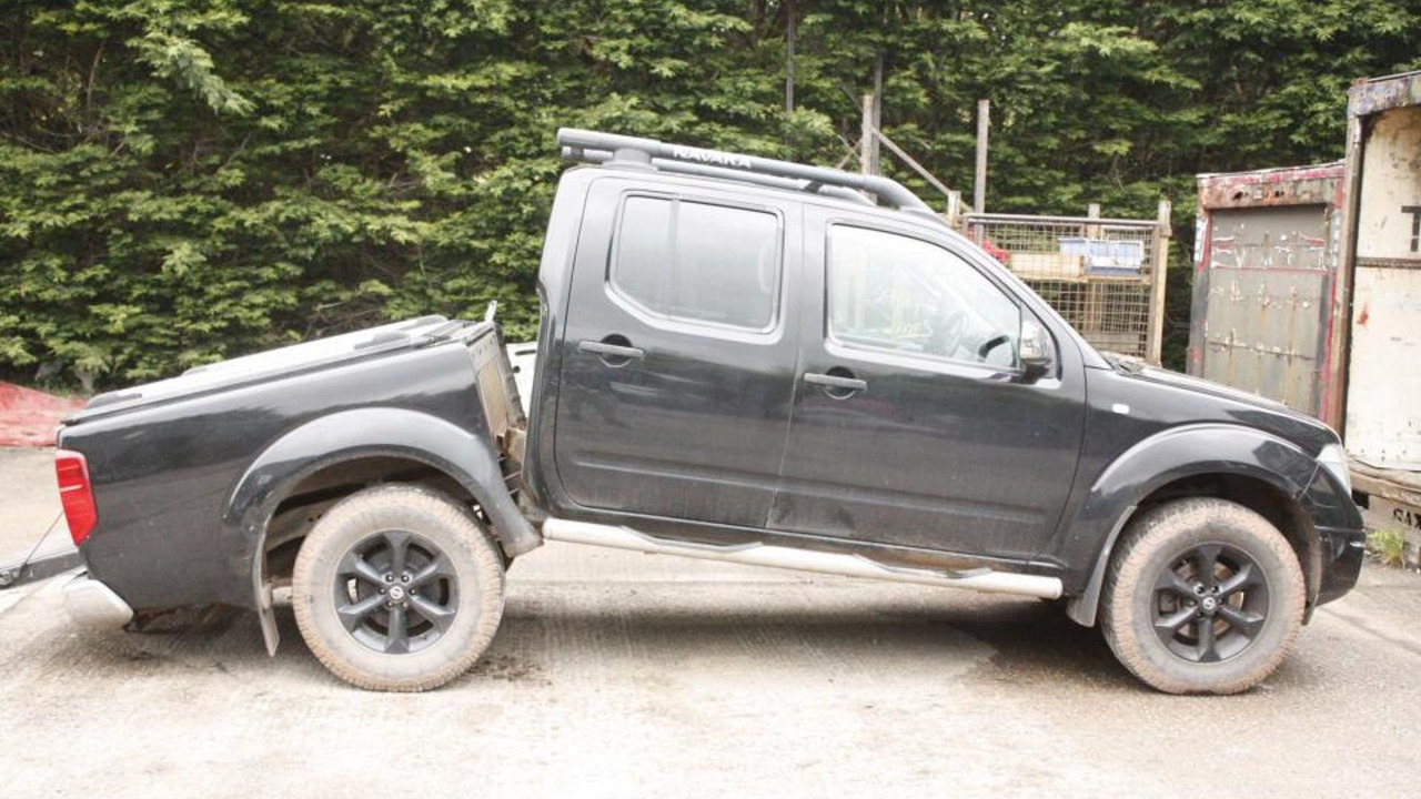 Sasis Navara Gen 2 Terbelah 2 Nissan Dipaksa Untuk Lakukan Recall Sasis Navara Gen 2 Terbelah 2 Nissan Dipaksa Untuk Lakukan Recall
