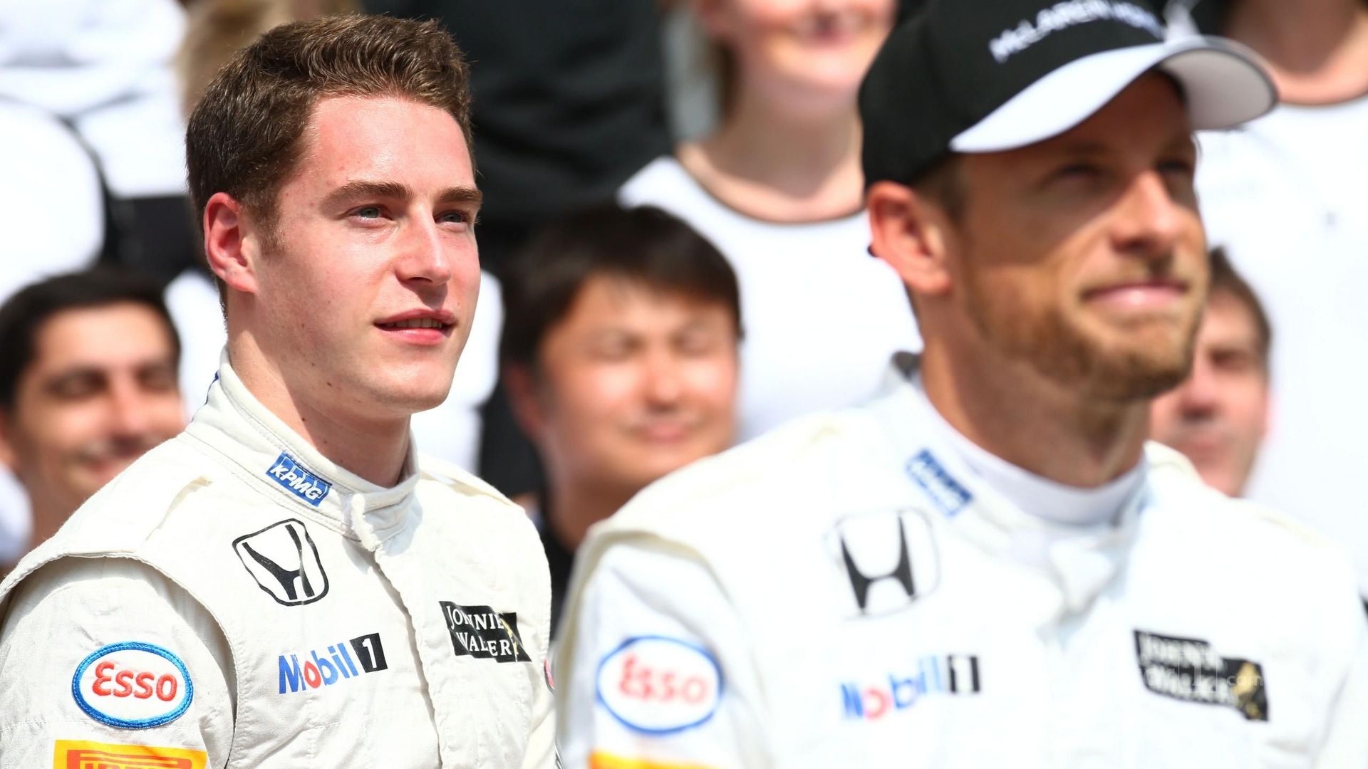 Vandoorne to race for McLaren, Button takes sabbatical