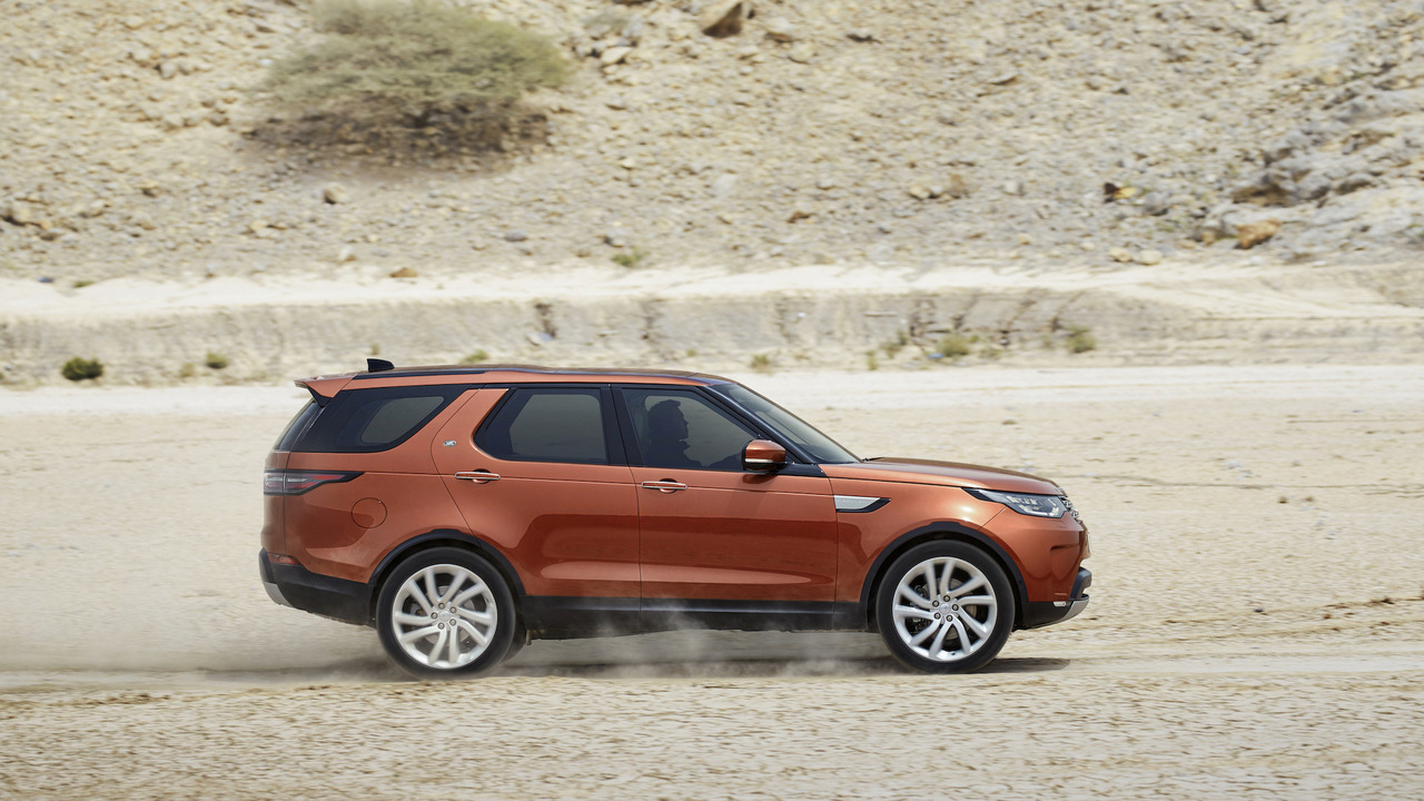 2017-land-rover-discovery.jpg