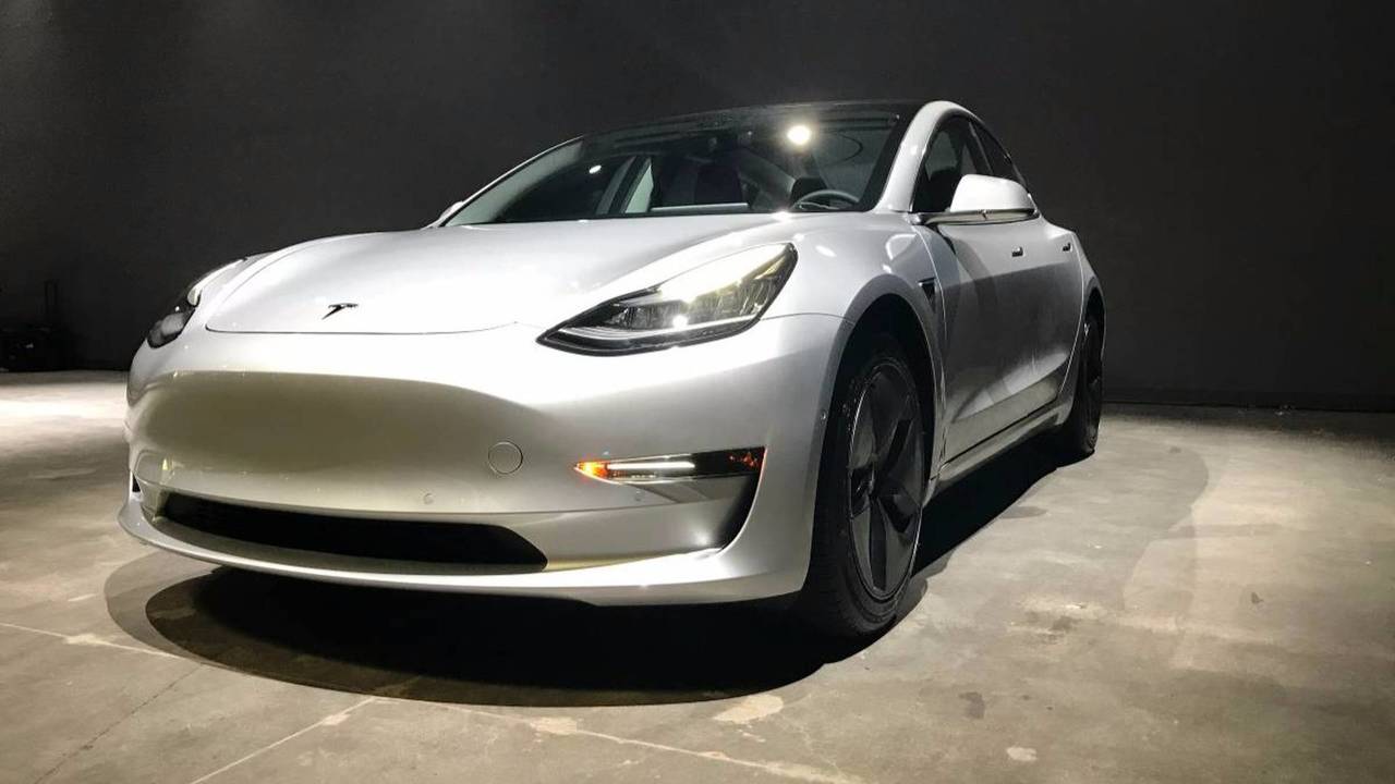 Tesla D'occasion