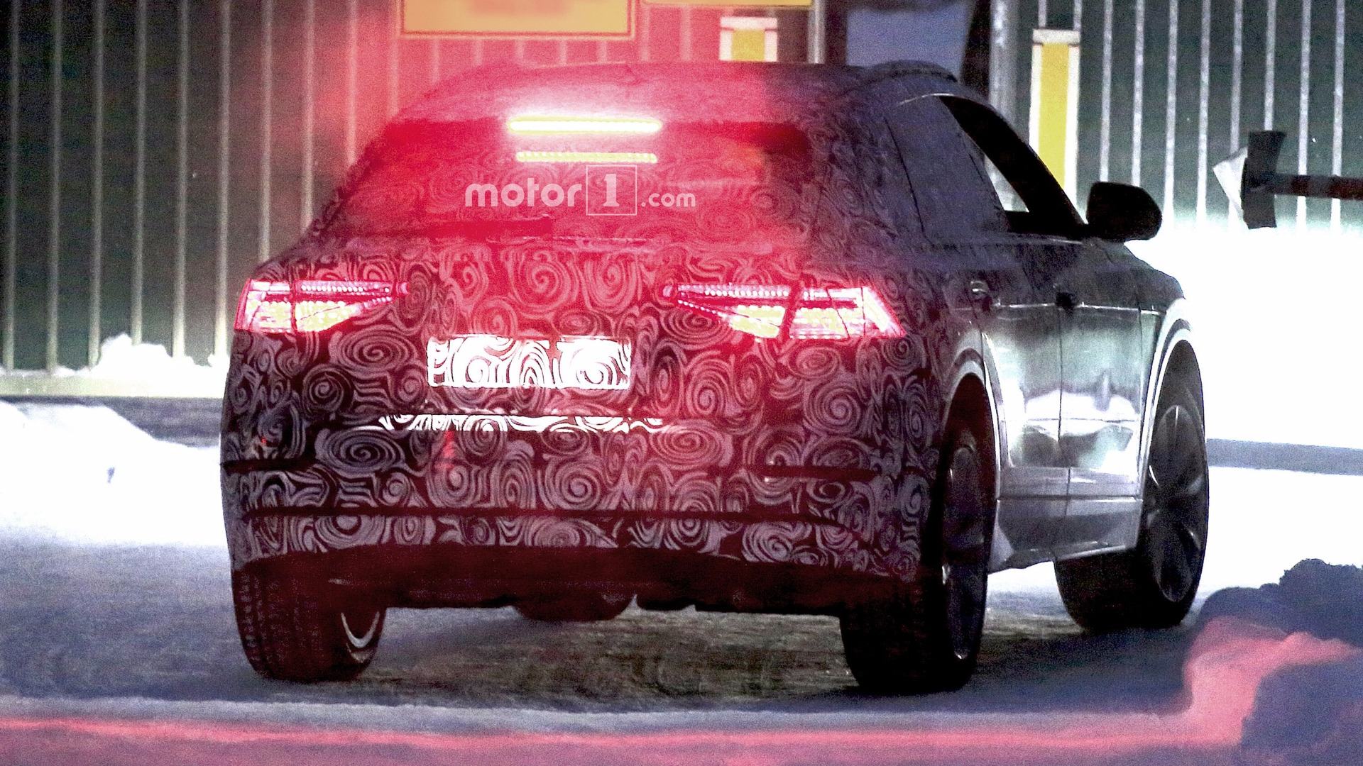 2019-audi-q8-spy-photo.jpg