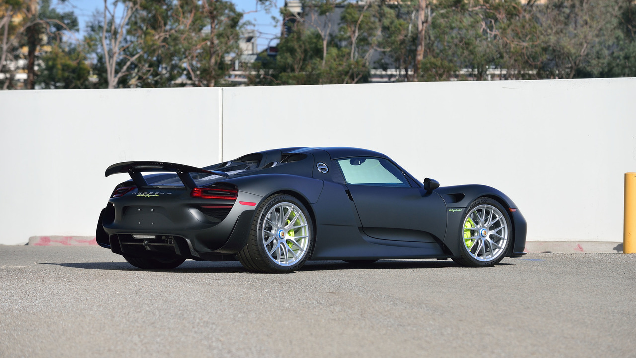 2015 Porsche 918 Spyder Weissach auction